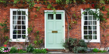 This paint job can add $6.500 dollar to your house value